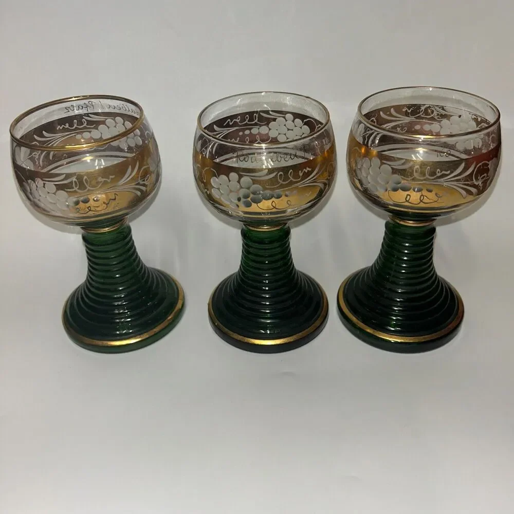 Set of 3 Green Glass Gold Trimmed Goblet Wine Glasses Textured Fruit
